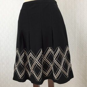 Ann Taylor Loft Womens Skirt Embroidered Pleated Black White Size 0